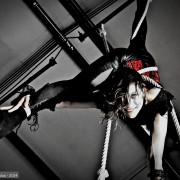 modele photographe photo alternatif acrobate aerien trapeze paca alpes de hautes provence